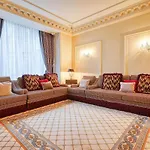 Napoleon Champs Elysees Apartment