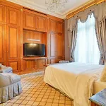 Napoleon Champs Elysees *