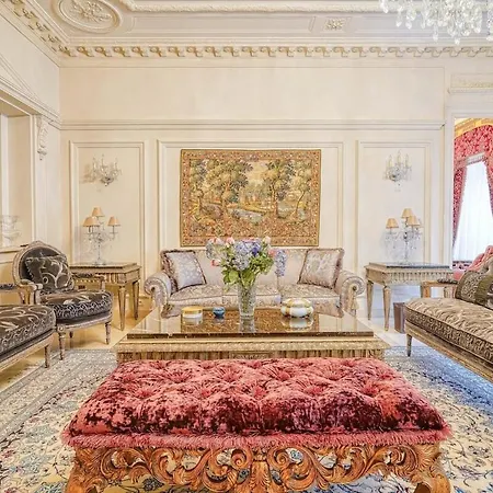 Napoleon Champs Elysees Apartment