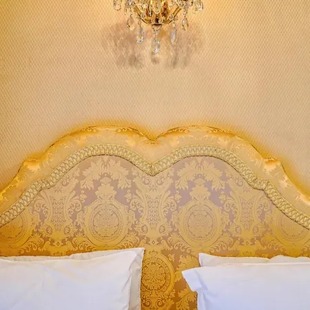 Apartment Napoleon Champs Elysees *