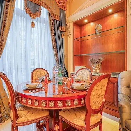 Napoleon Champs Elysees Apartmán Paříž