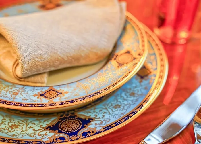 Napoleon Champs Elysees Paryż